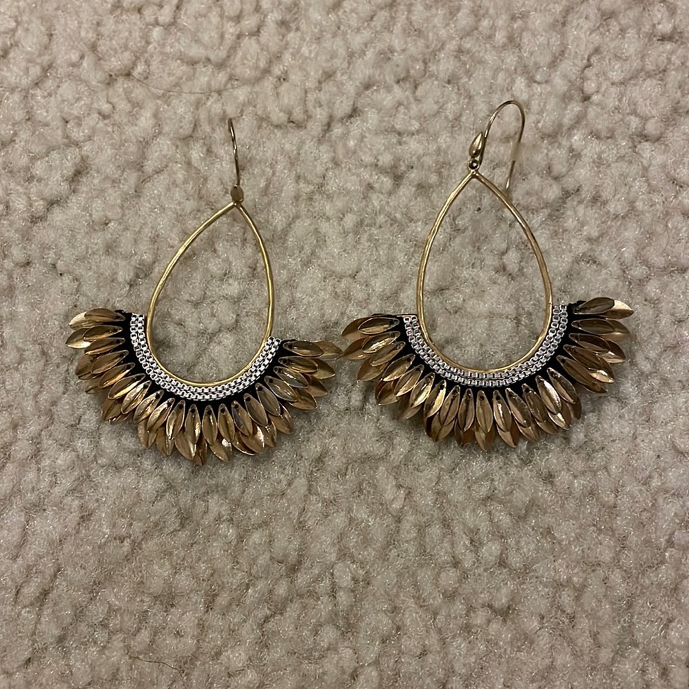 Stella & Dot gold Pegasus earrings